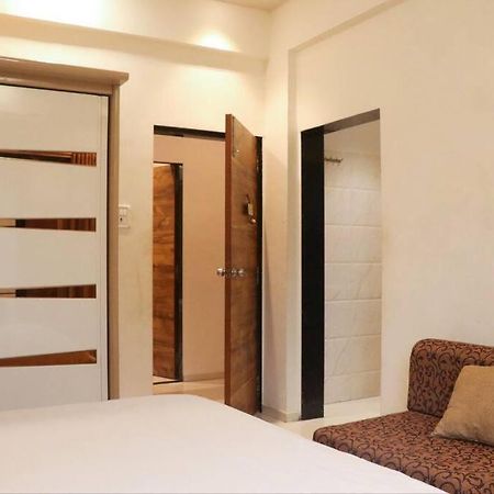 Stayhaven Aqua With Pvt Theatre & Pool Bombaim Exterior foto