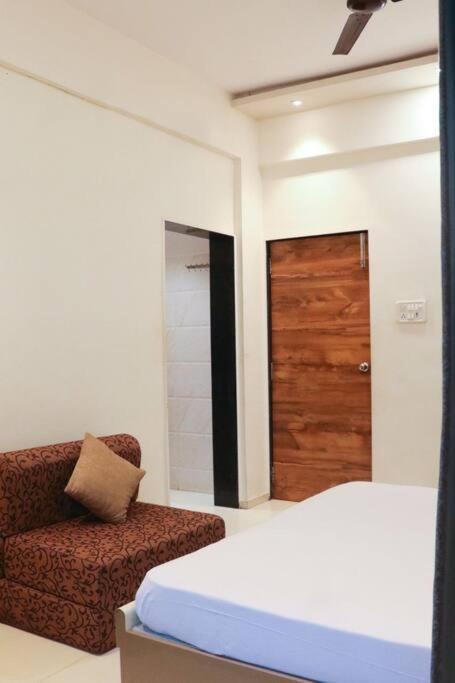 Stayhaven Aqua With Pvt Theatre & Pool Bombaim Exterior foto
