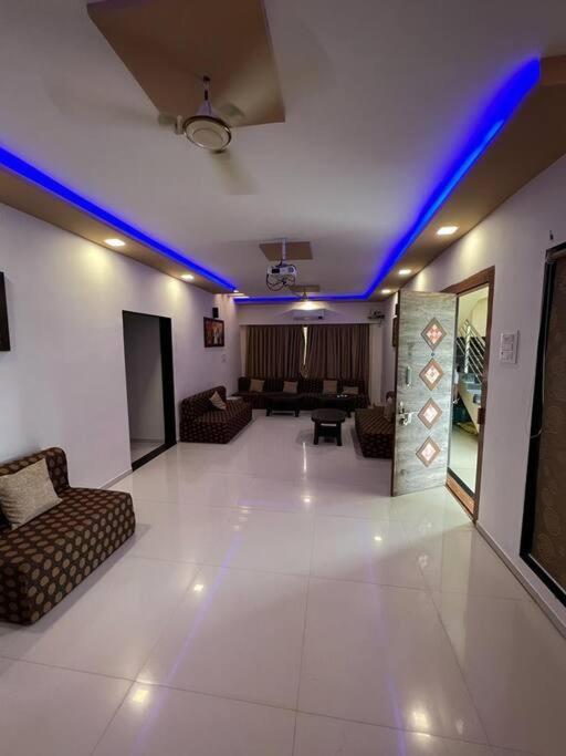 Stayhaven Aqua With Pvt Theatre & Pool Bombaim Exterior foto